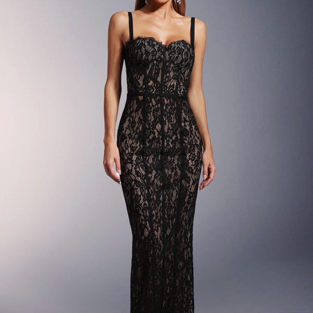Elegant Black Lace Maxi Dress